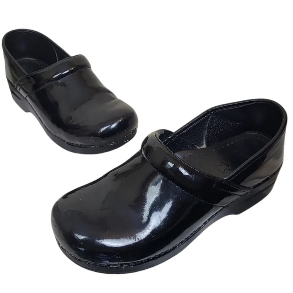Dansko Professional Nurse's Shoes Black Patent 9.5-10